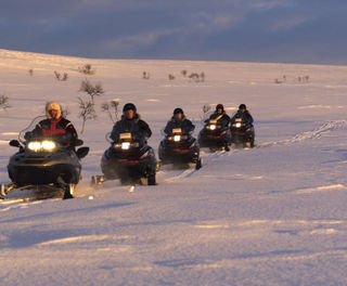 northern norway alta snowmobile safari nnorge