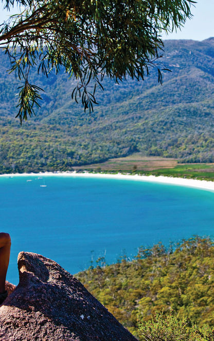 australia tasmania wineglass bay viewpoint ttas