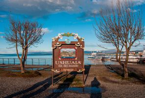 argentina ushuaia sign adstk