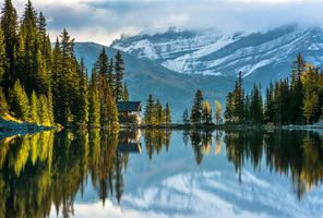 Lake Agnes Teahouse