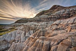 canada alberta striking hoodoos badlands ta