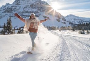 canada snowshoeing fun in banff istk