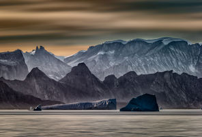 greenland scoresbysund mountain view rth