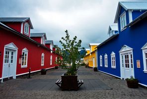 iceland north siglufjordur street view dllr