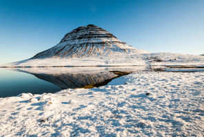 iceland snaefellsnes kirkjufell winter reflection istk