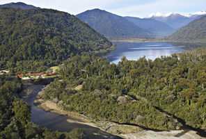 lake moeraki wilderness lodge