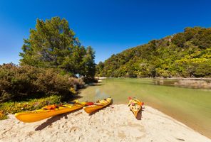 new zealand abel tasman kayaks on shore istk