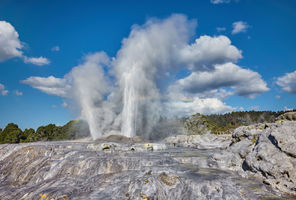 Pohutu Geyser