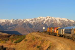 new zealnd tranzalpine train southern alps gjnz