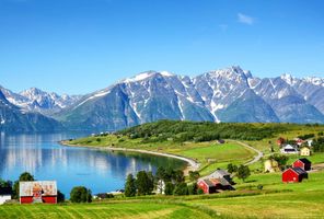 northern norway djupvik village lyngen alps istk