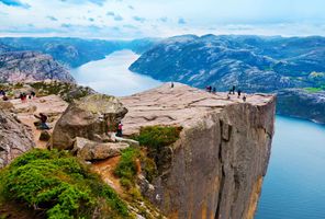 norway fjords pulpit rock adstk