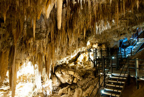 western australia ngilgi cave steps istk