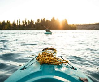 alaska kayaking on kenai fjords mckayla crump unsplash