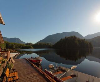 british columbia great bear lodge water view