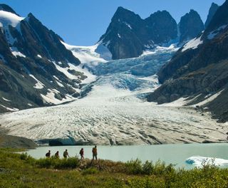 Heli-hiking from Tweedsmuir Park Lodge