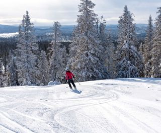 finnish lapland downhill skiing istk