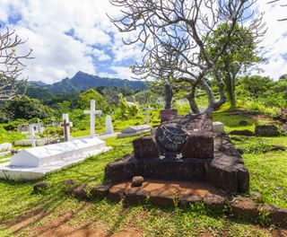 french polynesia paul gauguins grave istk