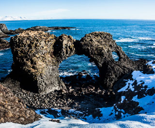 iceland snaefellsnes arnarstapi rock arch winter istk