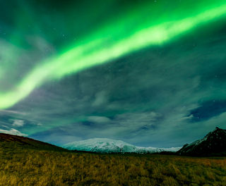 iceland snaefellsnes northern lights and snaefellsjokull rth