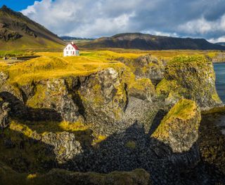 iceland snaefellsnes peninsula house by cliffs arnarstapi istk