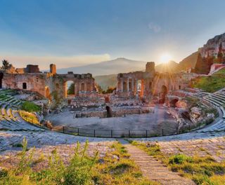 italy sicily taormina amphitheatre istk