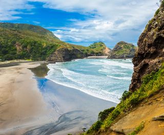 new zealand piha beach auckland astk