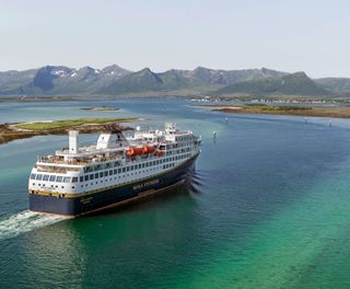 norway coastal voyaging lofoten havila