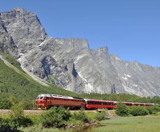 norway rauma railway passing trollveggen vn