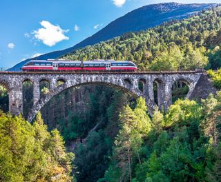 norway scenic train journey over kylling bridge istk