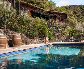 bay-of-many-coves-pool