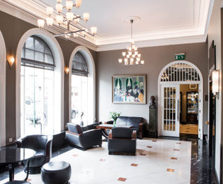 hotel-borg-seating-area