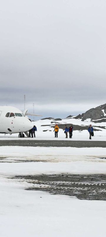 antarctica king george island fly in