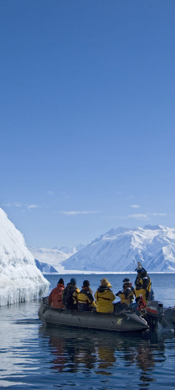 antarctica peninsula zodiac cruise qe