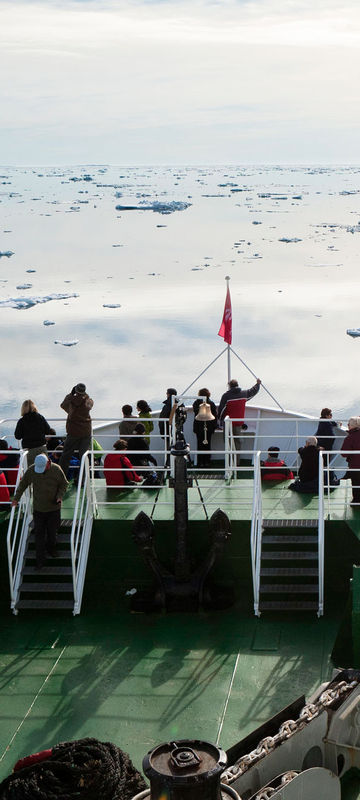 arctic spitsbergen hinlopen strait rth m