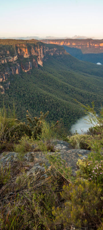 australia new south wales walking blue mountains istk