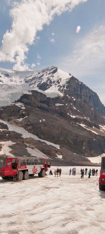 canada aberta ice explorers on athabasca glacier astk