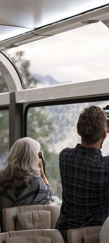 canada rocky mountaineer silverleaf interior rm