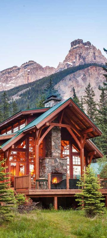 catheral mountain lodge exterior