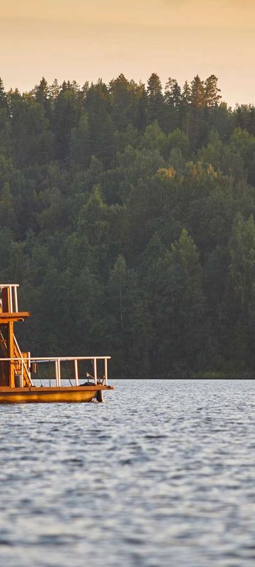 central finland houseboats on lake jyvaskyla istk