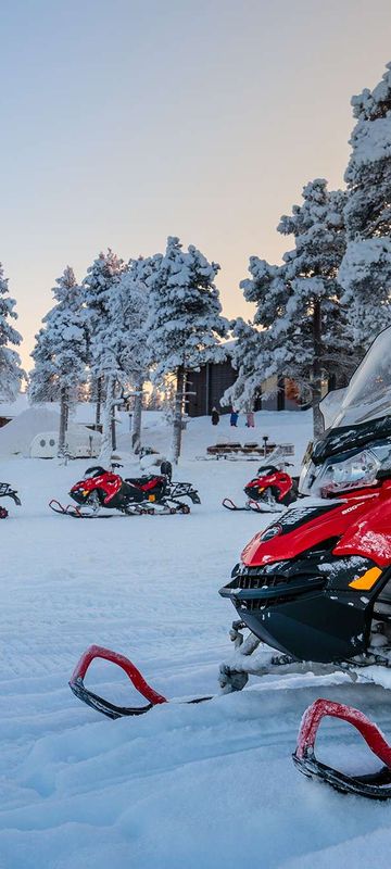 finnish lapland inari snowmobiles