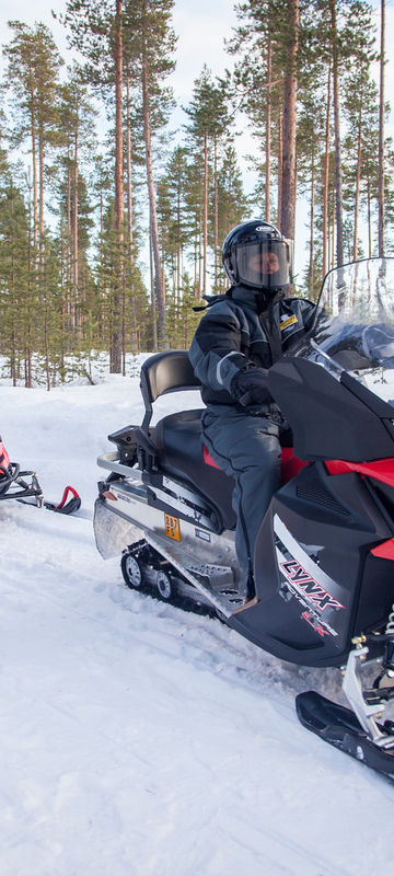 finnish lapland ranua snowmobile safari rwp