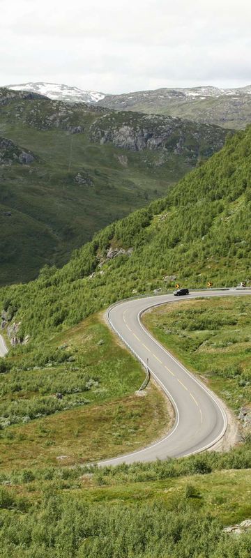 fjord norway trollstigen road hairpin istk