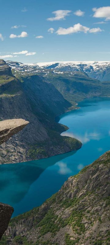 fjord norway trolltunga viewpoint istk