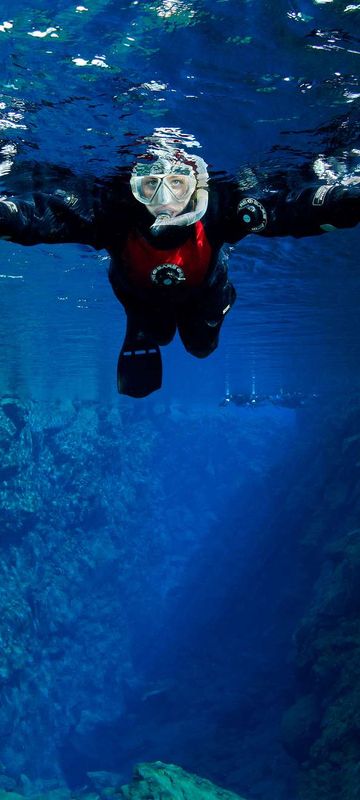 iceland snorkelling at silfra thingvellir div