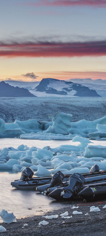 iceland-south-east-jokulsarlon-zodiacs-rth.jpg