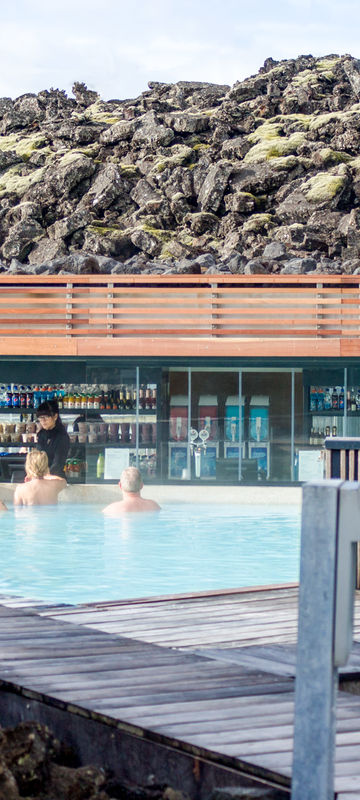 iceland south west blue lagoon swim up bar bl