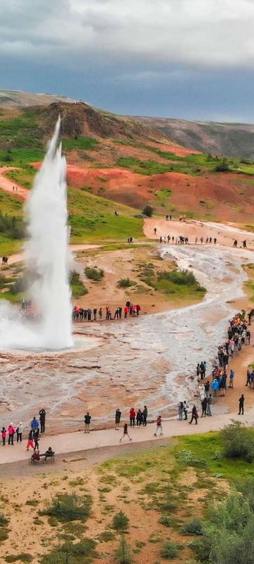 iceland south west strokkur at geysir istk