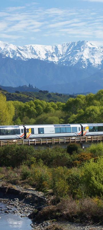 new zealand coastal pacific train kahutara river gjnz