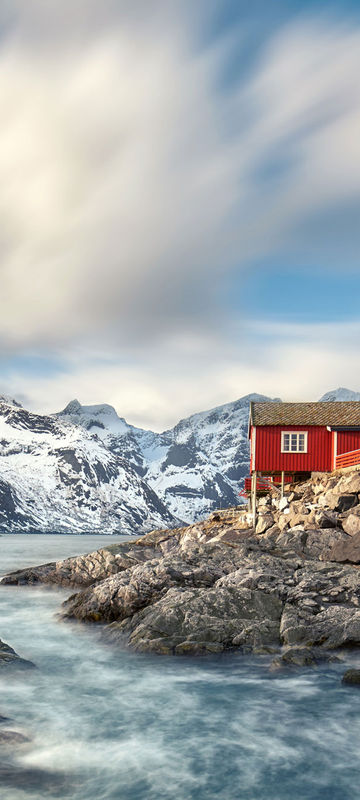 norway lofoten hamnoy winter rorbuer adstk