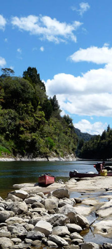 nz western north island whanganui river canoeing adventure